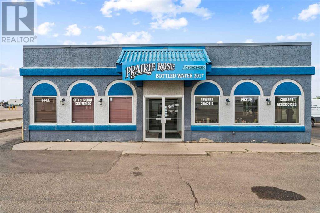 4726 65 Street Property Photo 1