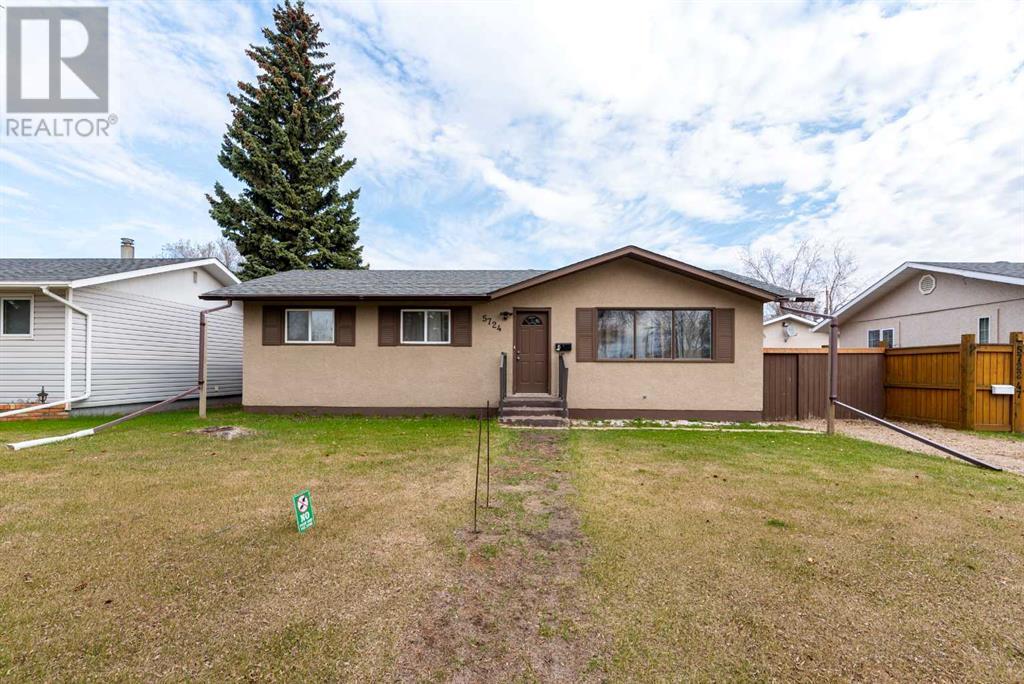 5724 47 Street Property Photo 2