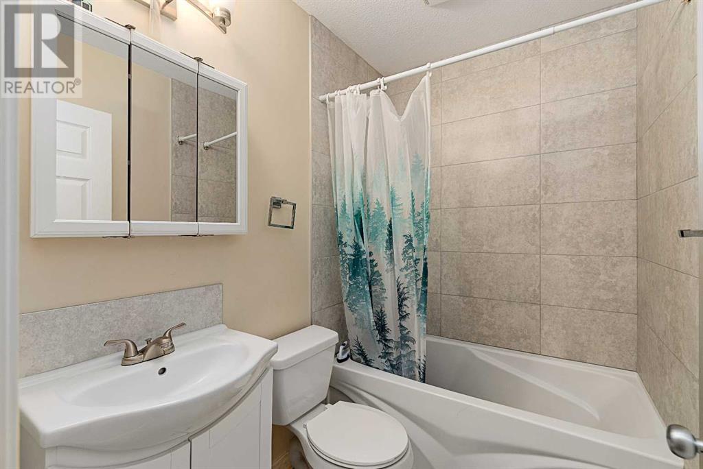 5724 47 Street Property Photo 12