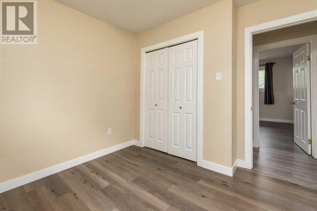 5724 47 Street Property Photo 20