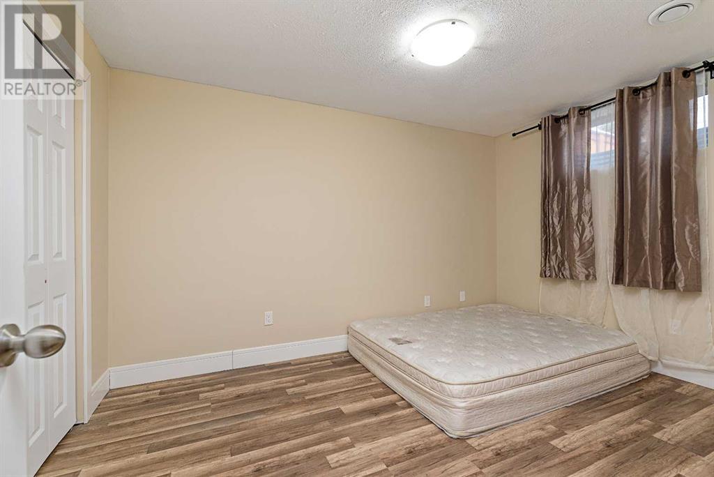 5724 47 Street Property Photo 23