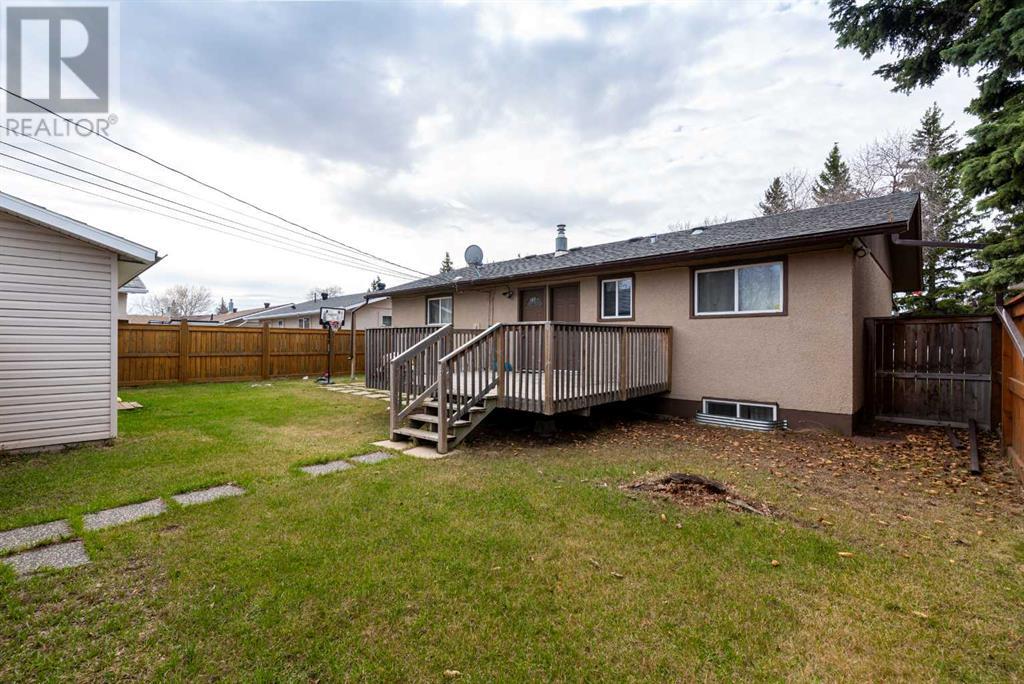 5724 47 Street Property Photo 33
