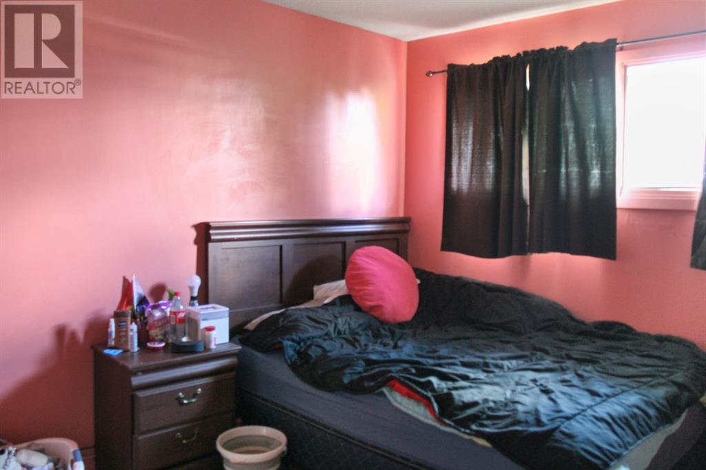 4840 48 Street Property Photo 14