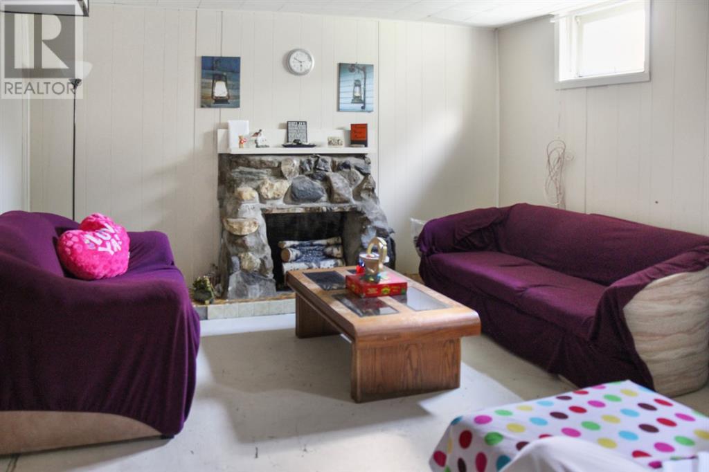 4840 48 Street Property Photo 21