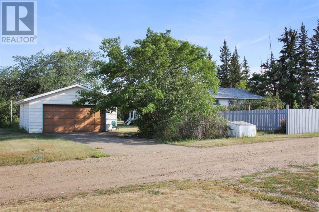 4840 48 Street Property Photo 28