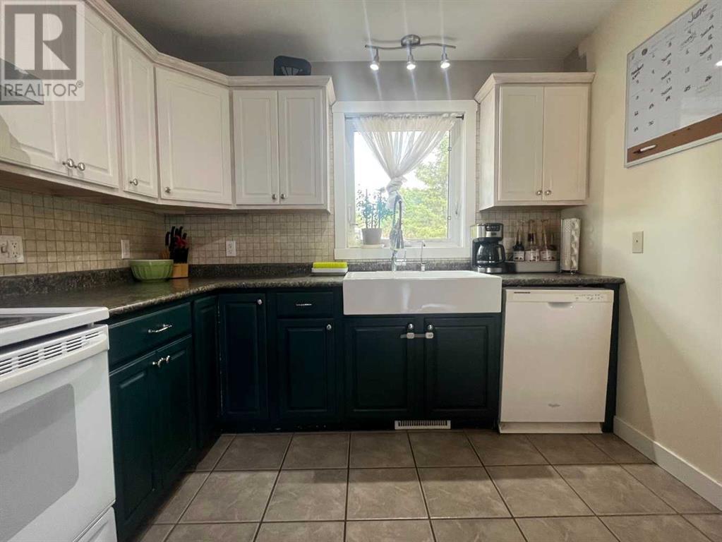 26 Hillmond Avenue Property Photo 6