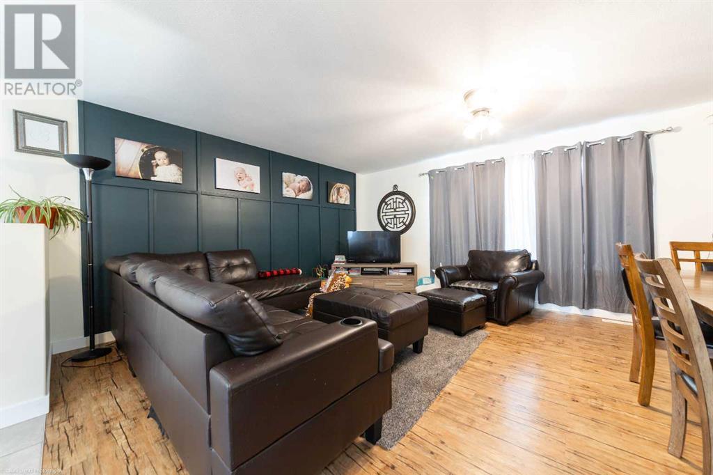 26 Hillmond Avenue Property Photo 7