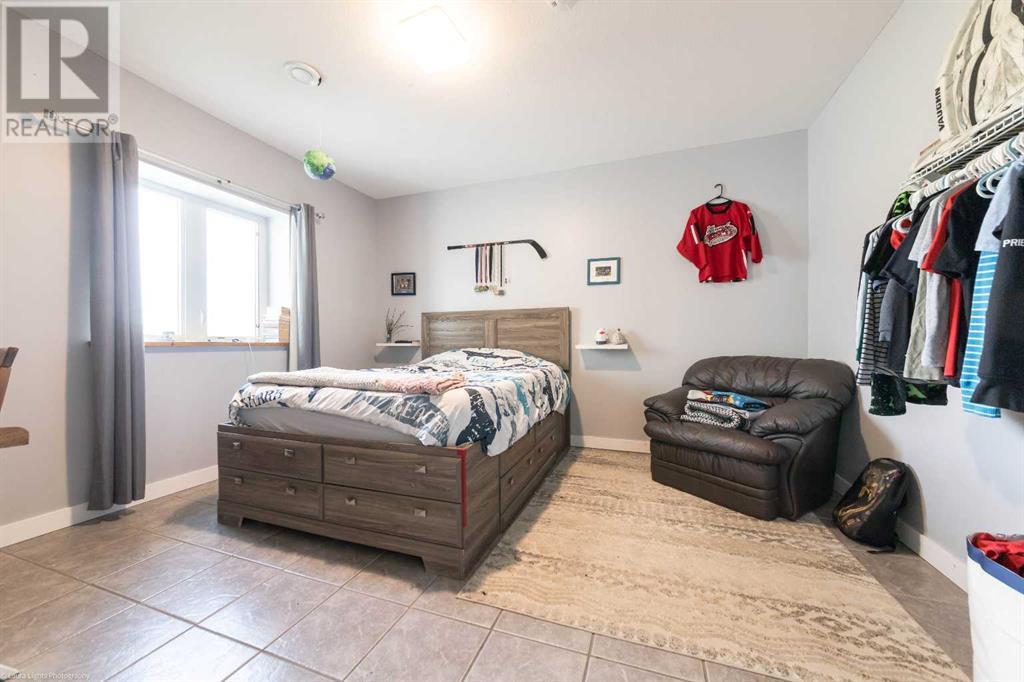 26 Hillmond Avenue Property Photo 19