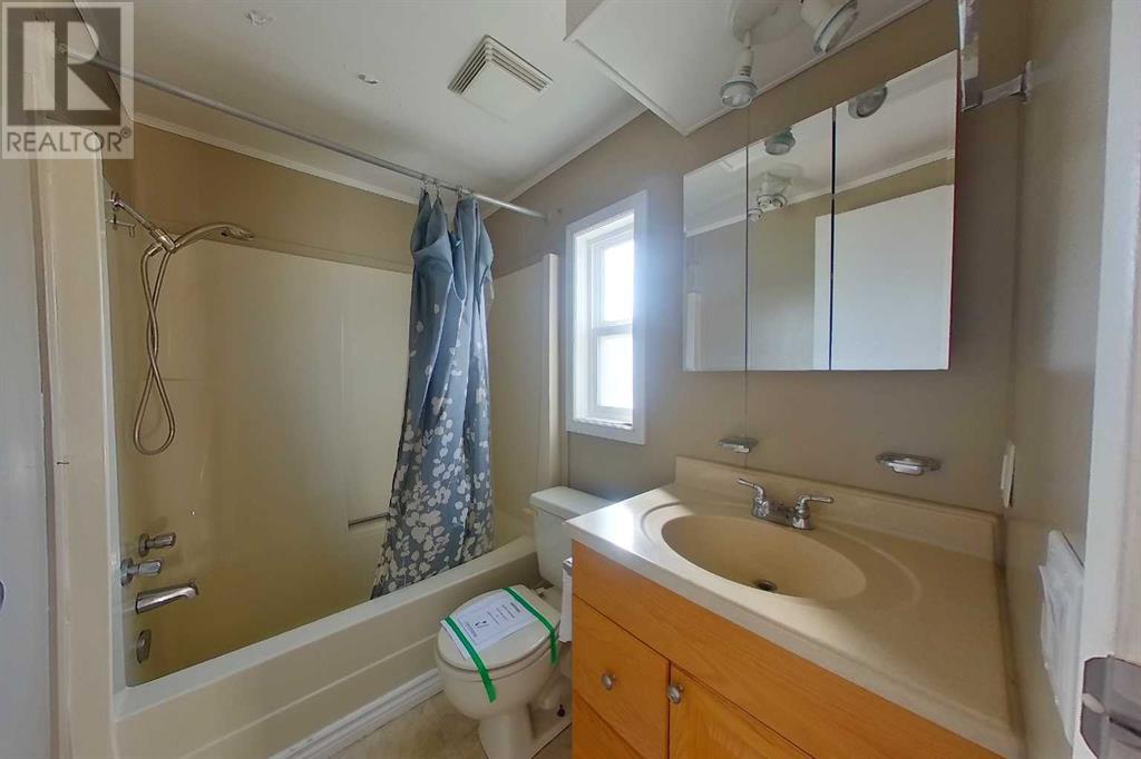 112 Caouette Crescent Property Photo 6