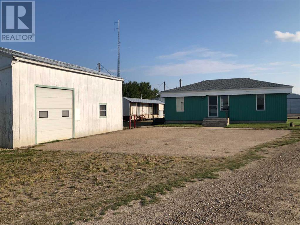 4411 49 Avenue Property Photo 15