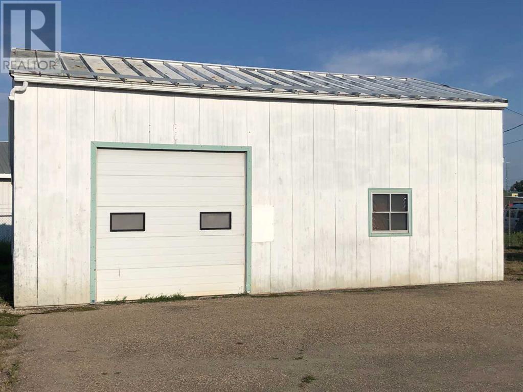 4411 49 Avenue Property Photo 16