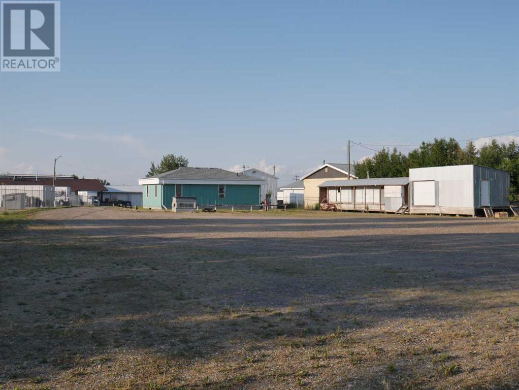 4411 49 Avenue Property Photo 20
