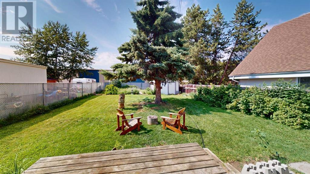 9714 100 Street Property Photo 24