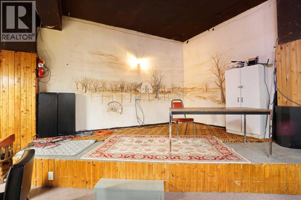221 Centre Street Property Photo 14