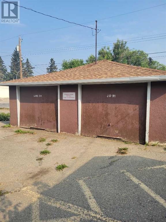 2202 Edmonton Trail Ne Property Photo 3