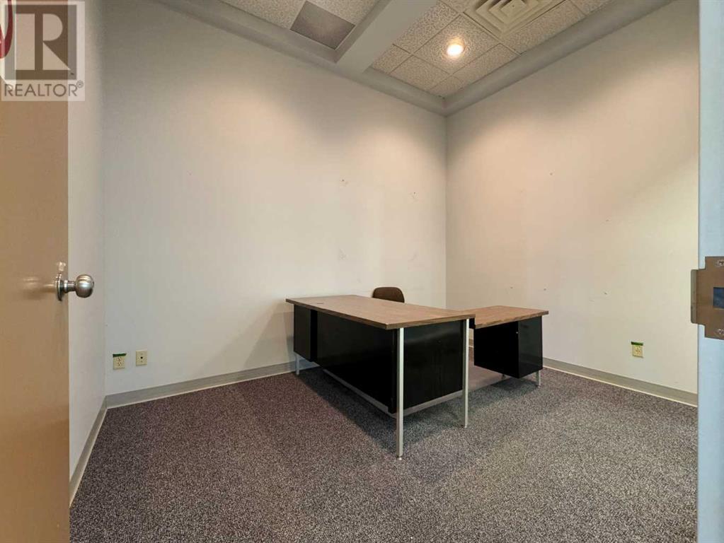 640 13 Street N Property Photo 10