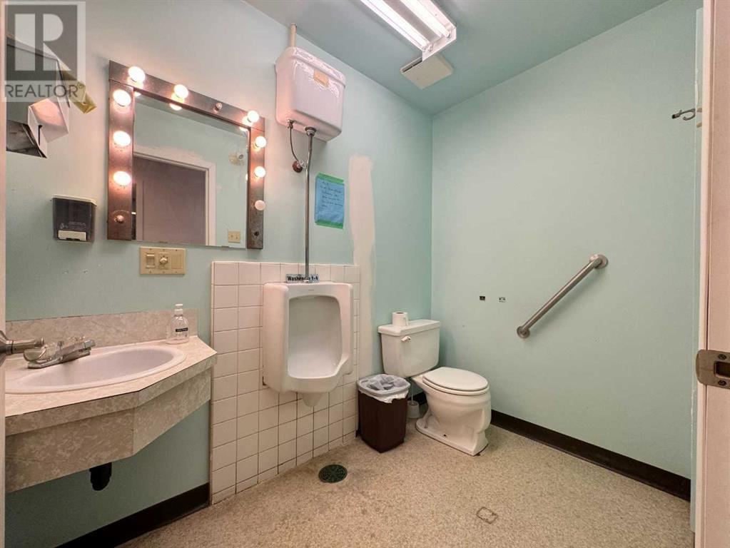 640 13 Street N Property Photo 22