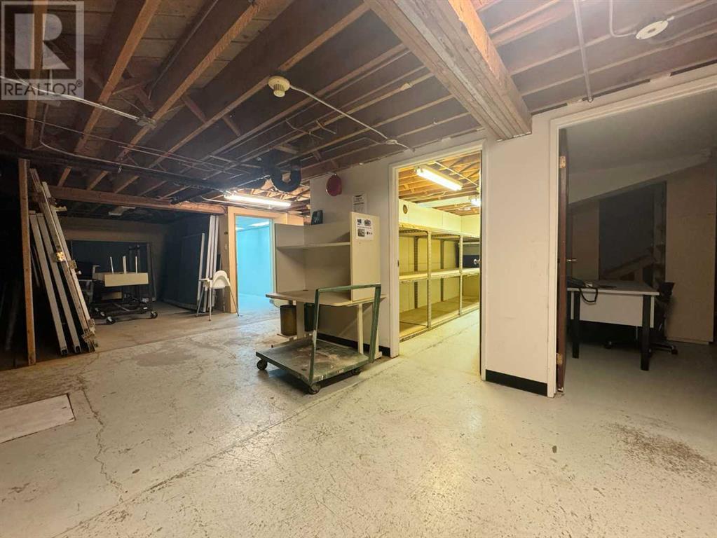 640 13 Street N Property Photo 37