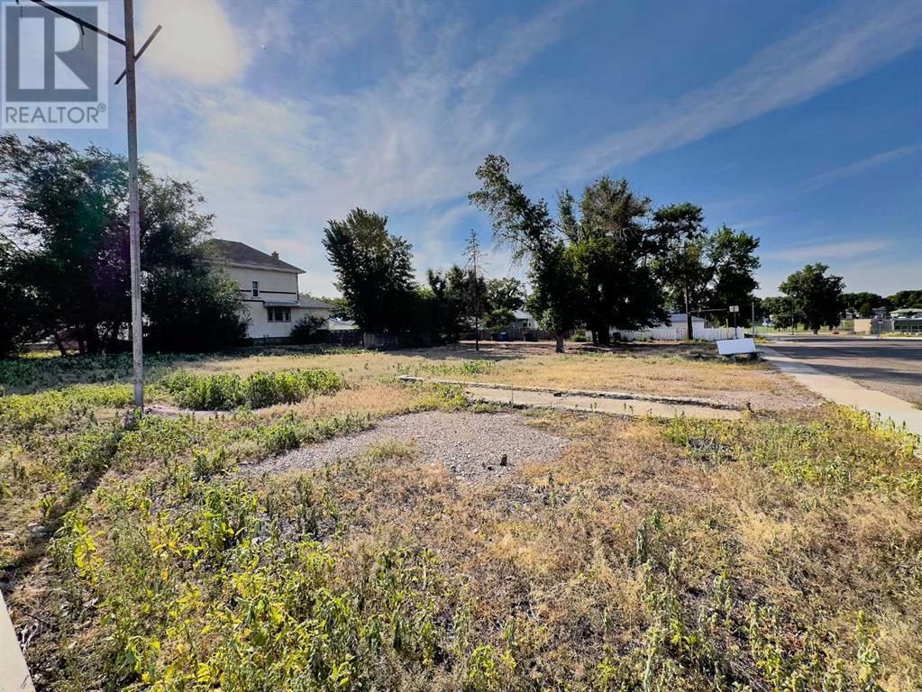 403 3 Avenue Sw Property Photo 2