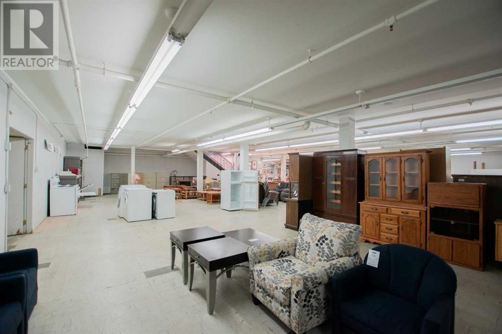 10012 100 Avenue Property Photo 15