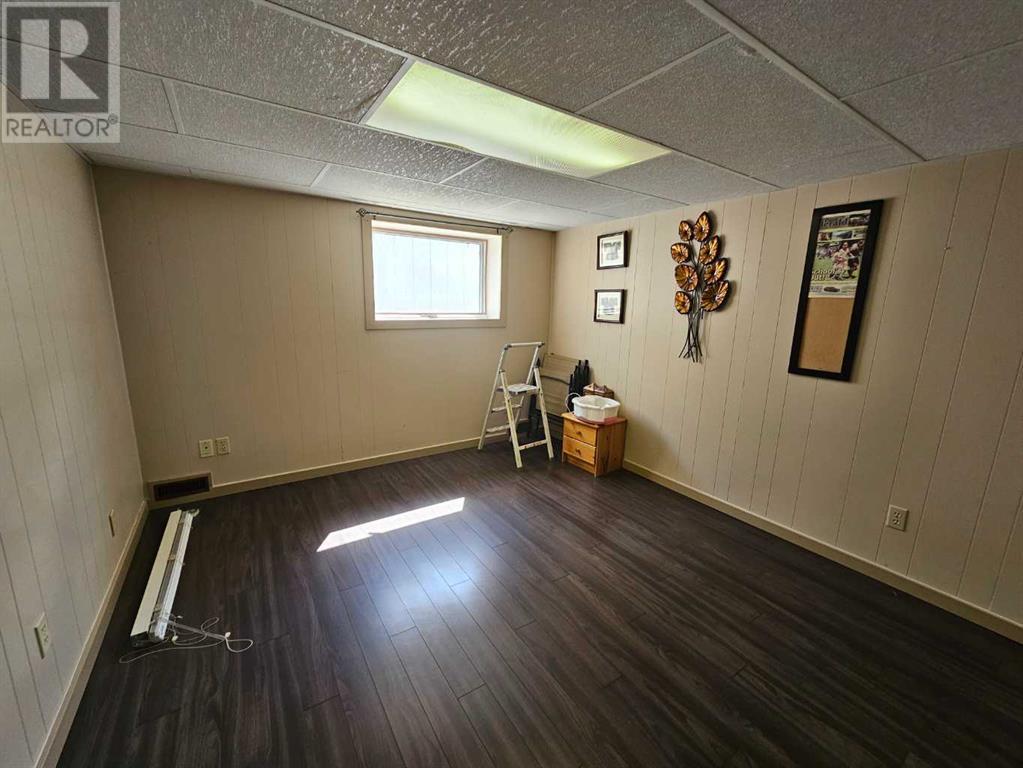 437 Main Street Property Photo 35