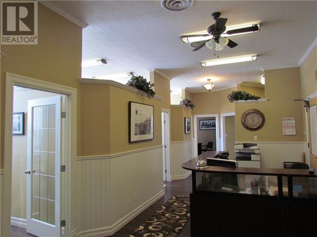 10140 101 Avenue Property Photo 10