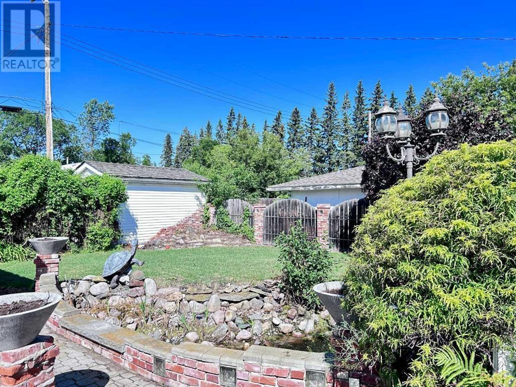 5132 48 Street Property Photo 24
