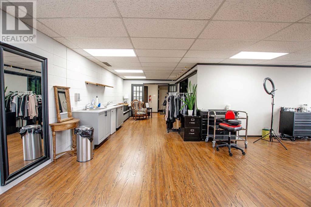 9813 116 Avenue Property Photo 6