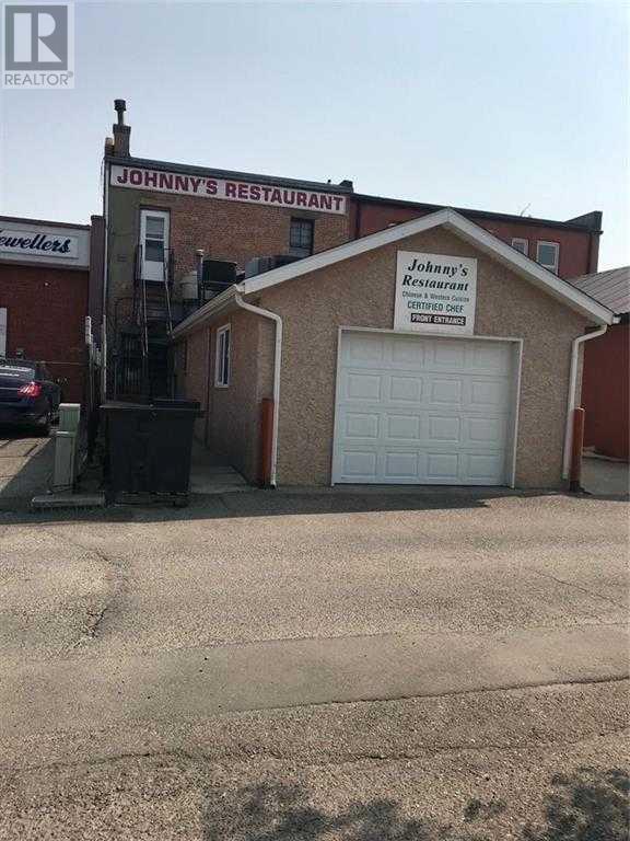 225, 24 Fort Macleod Street Property Photo 3