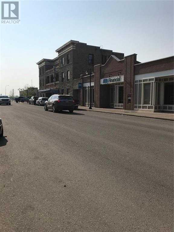 225, 24 Fort Macleod Street Property Photo 18