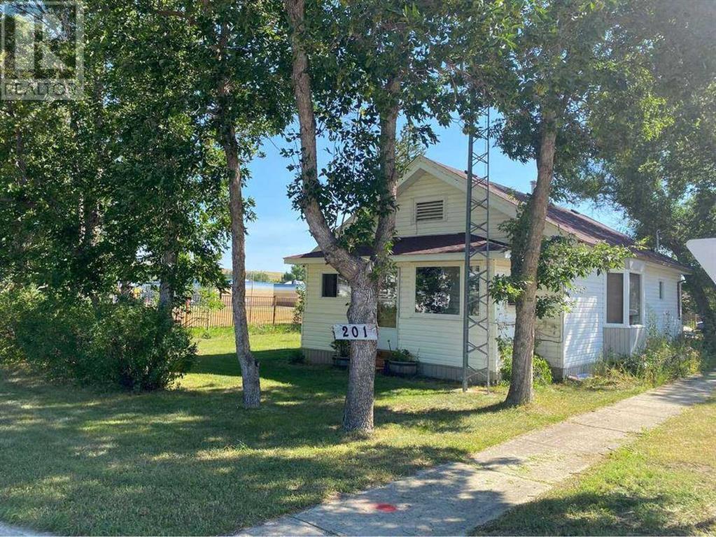 201 Bruce Avenue Property Photo