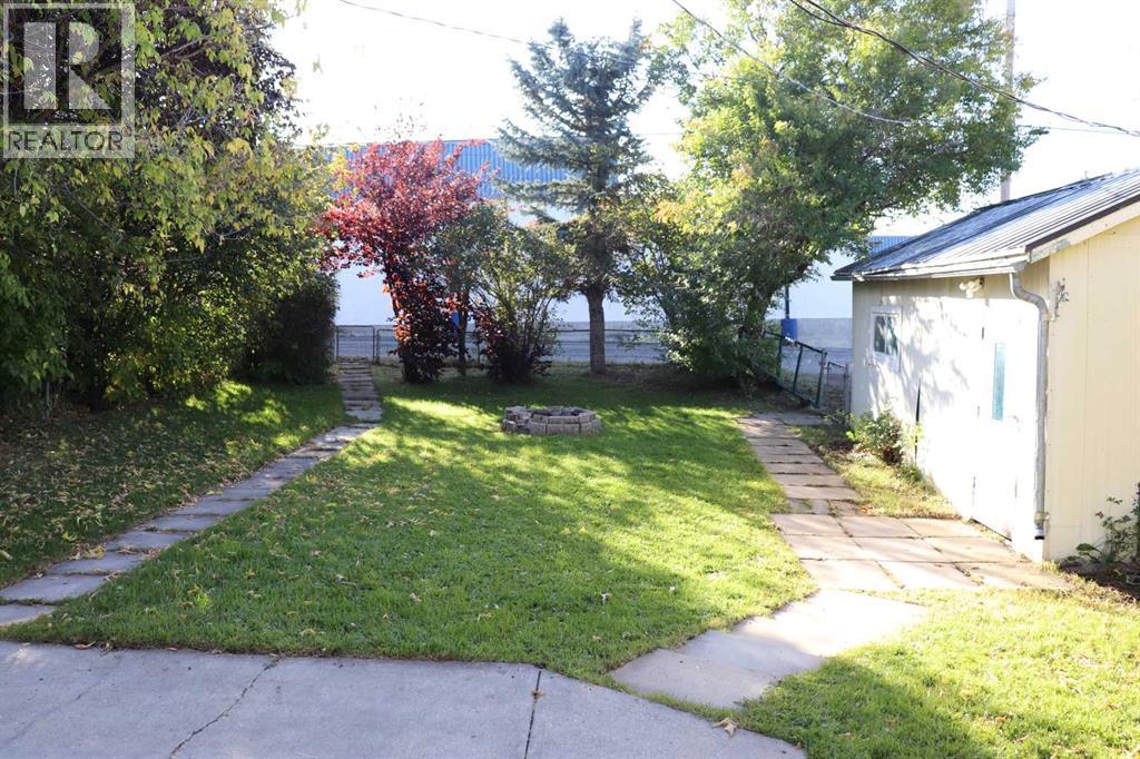 5021 6 Avenue Property Photo 3