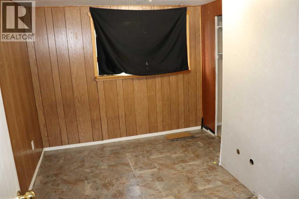 5021 6 Avenue Property Photo 13