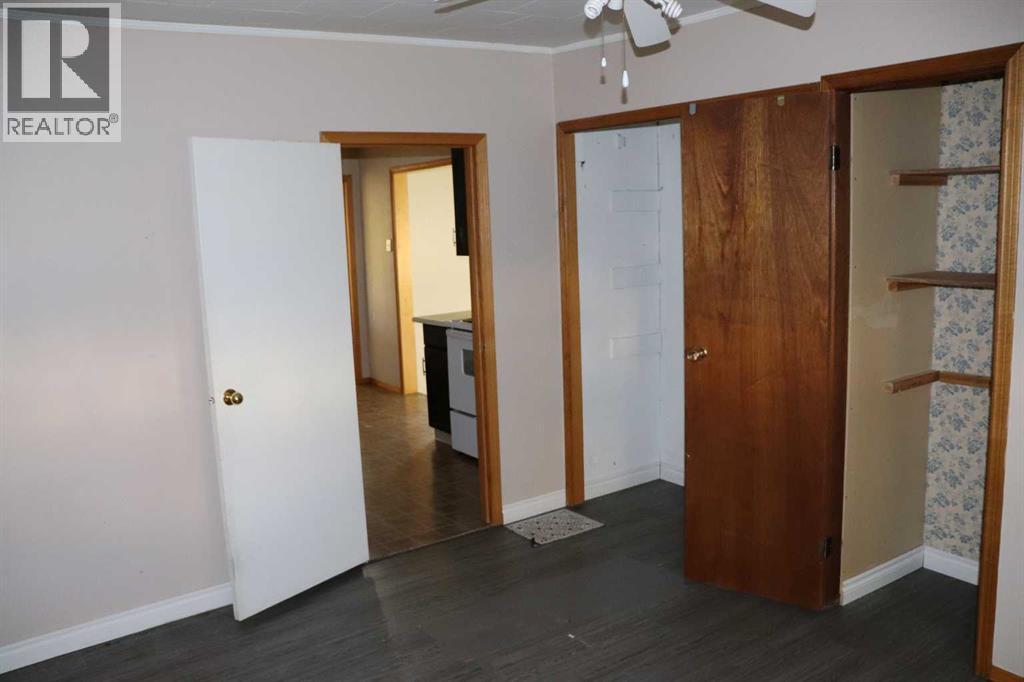 5021 6 Avenue Property Photo 19