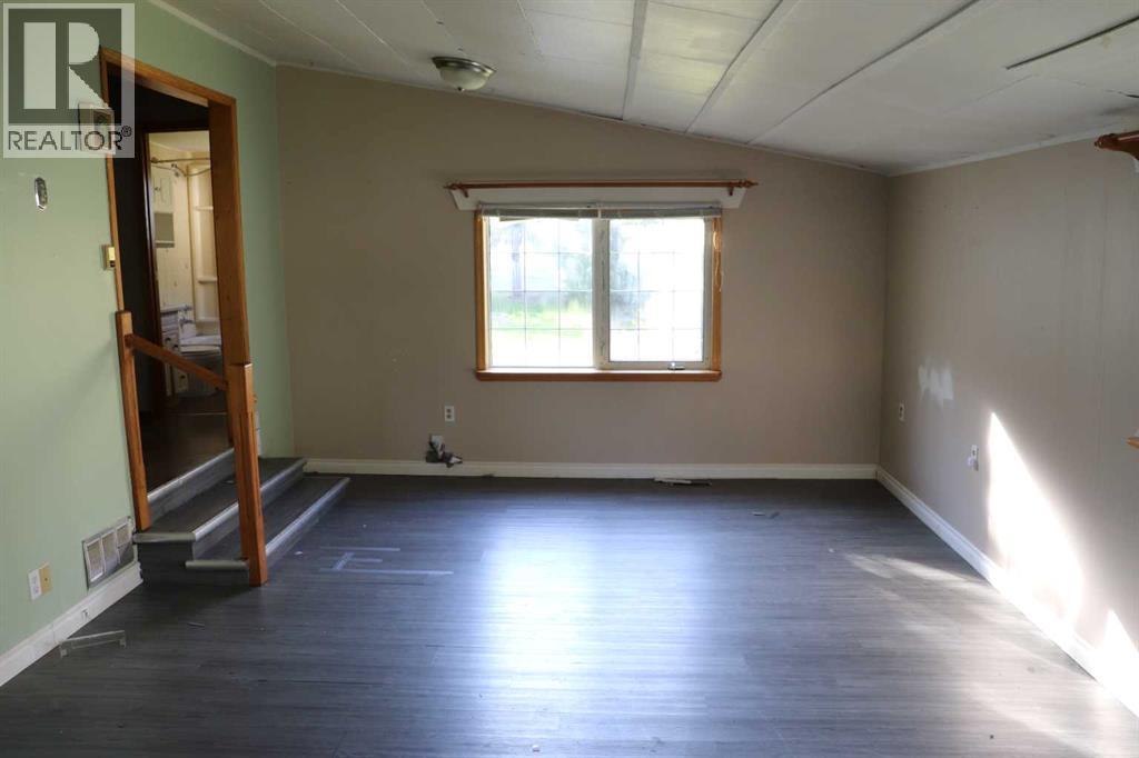 5021 6 Avenue Property Photo 21