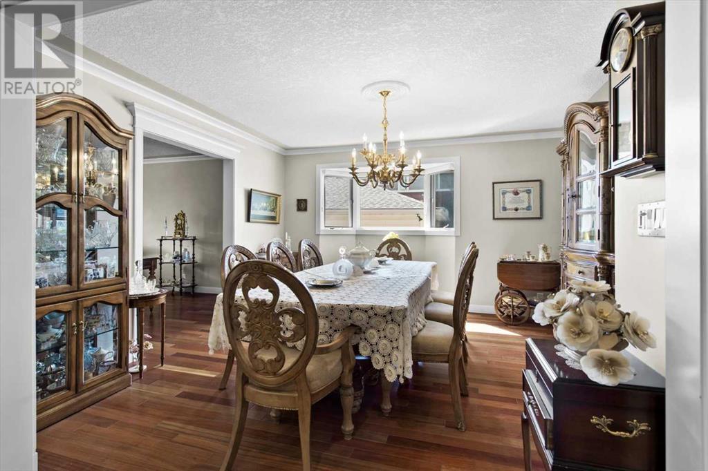 1612 48 Avenue Sw Property Photo 10