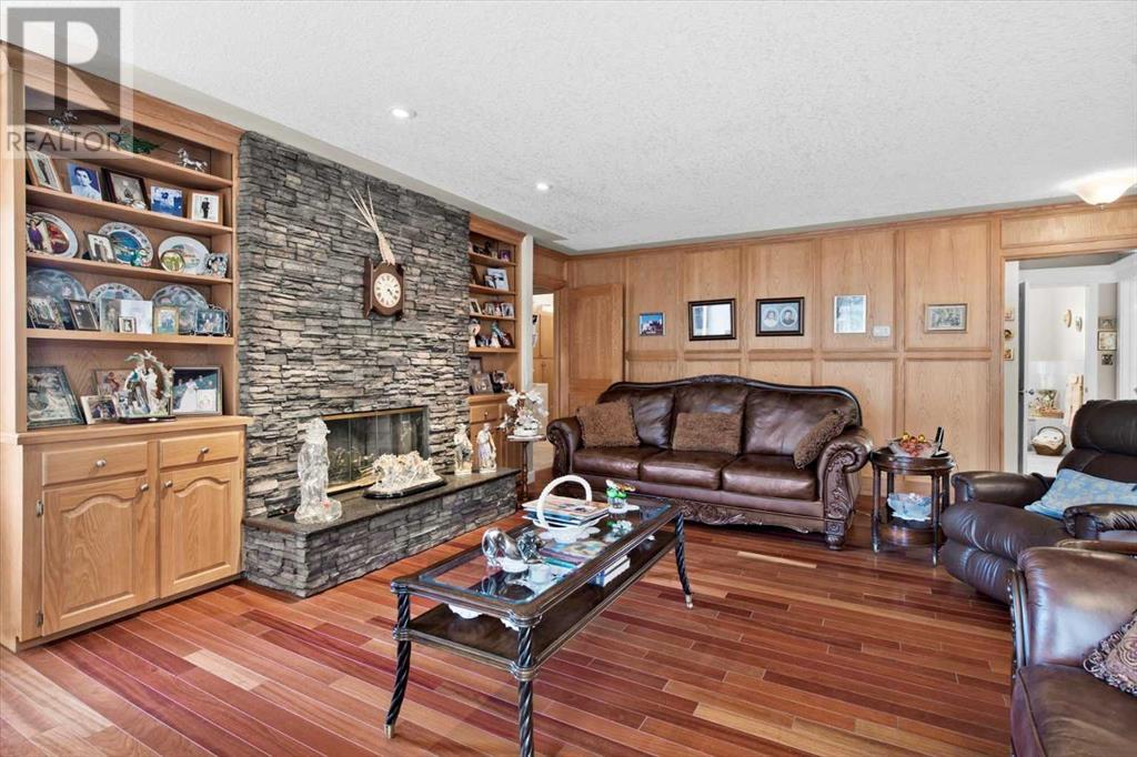 1612 48 Avenue Sw Property Photo 20