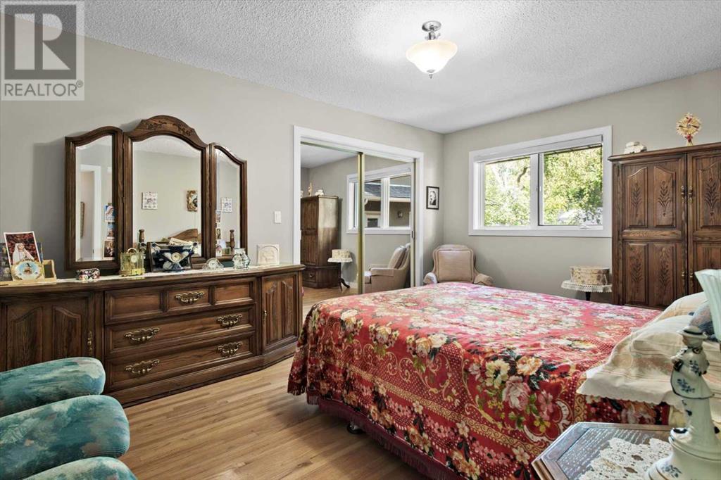 1612 48 Avenue Sw Property Photo 25