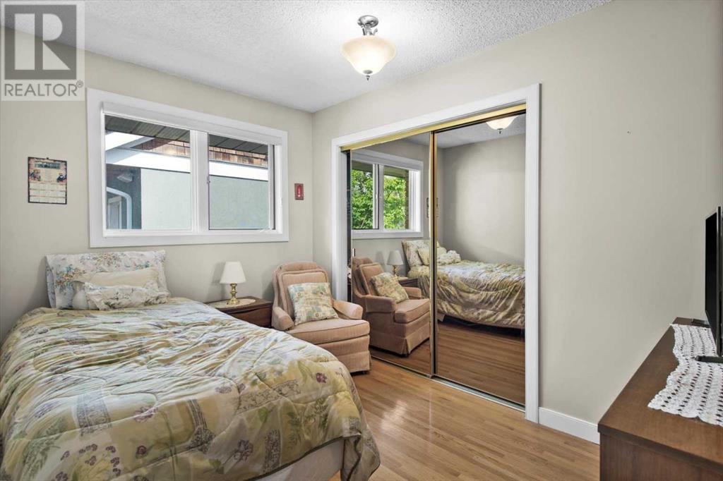 1612 48 Avenue Sw Property Photo 27
