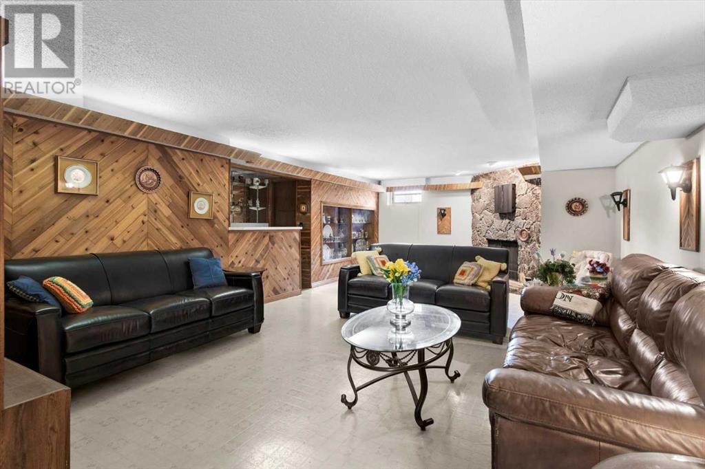 1612 48 Avenue Sw Property Photo 36