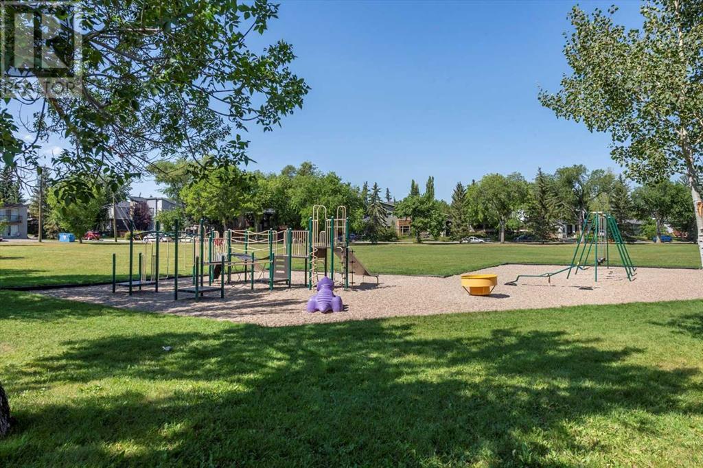 1612 48 Avenue Sw Property Photo 43