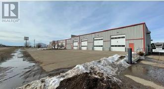 1782 32 Street Sw Property Photo 2