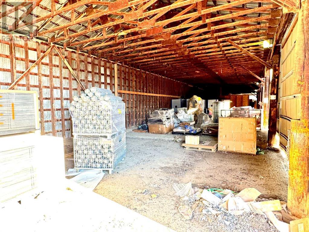 6103 54 Street Property Photo 10