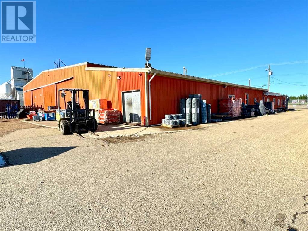 6103 54 Street Property Photo 14