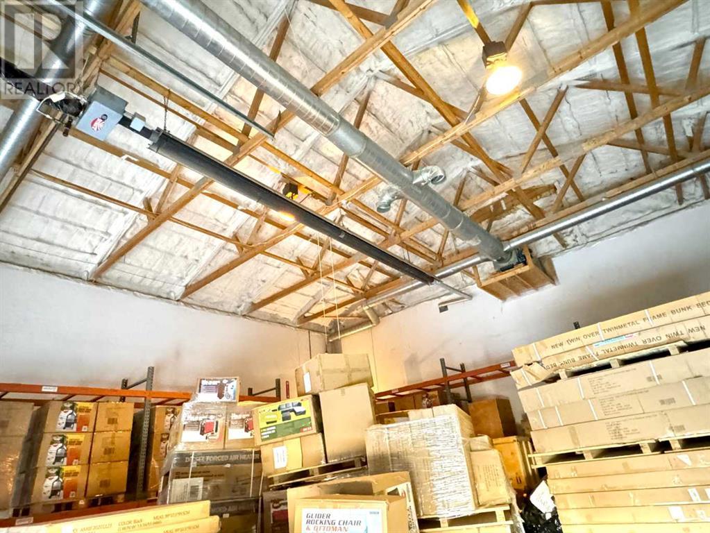 6103 54 Street Property Photo 18