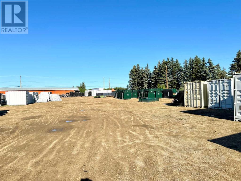 6103 54 Street Property Photo 35