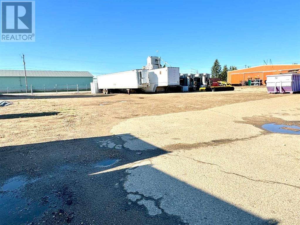6103 54 Street Property Photo 37