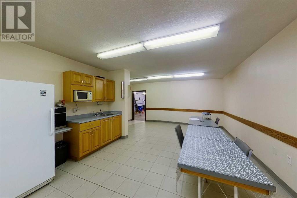 7323 1a Avenue Property Photo 19