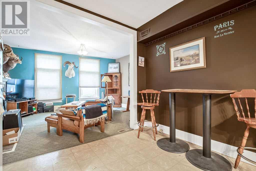 421 1st Street Sw Property Photo 24