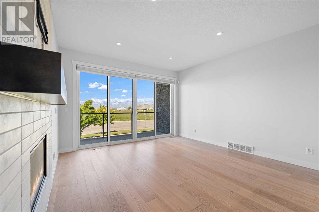 5604 37 Street Sw Property Photo 10